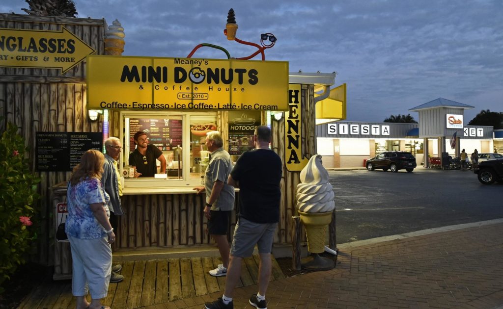 Meaney's Mini Donuts & Coffee House. Photo by Thomas Bender